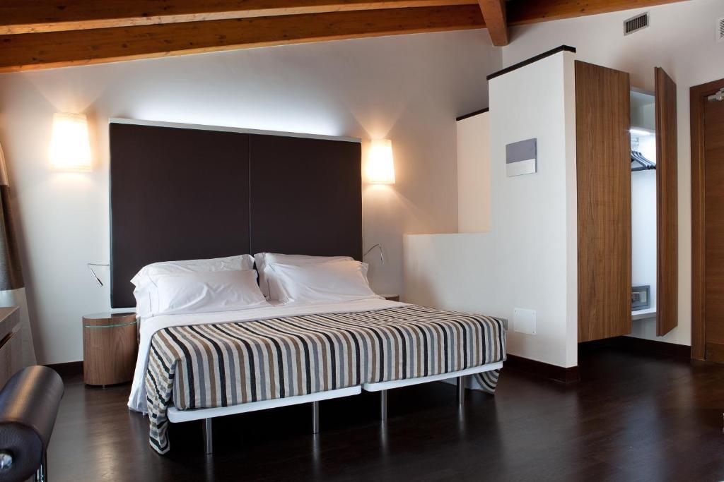 Best Western Plus Hotel De Capuleti Verona Esterno foto